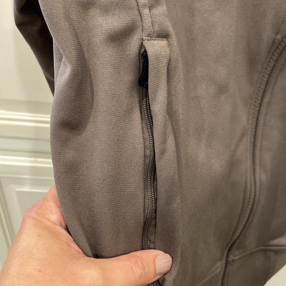 Under Armour loose fit COLDGEAR jacket - Picture 4 of 7
